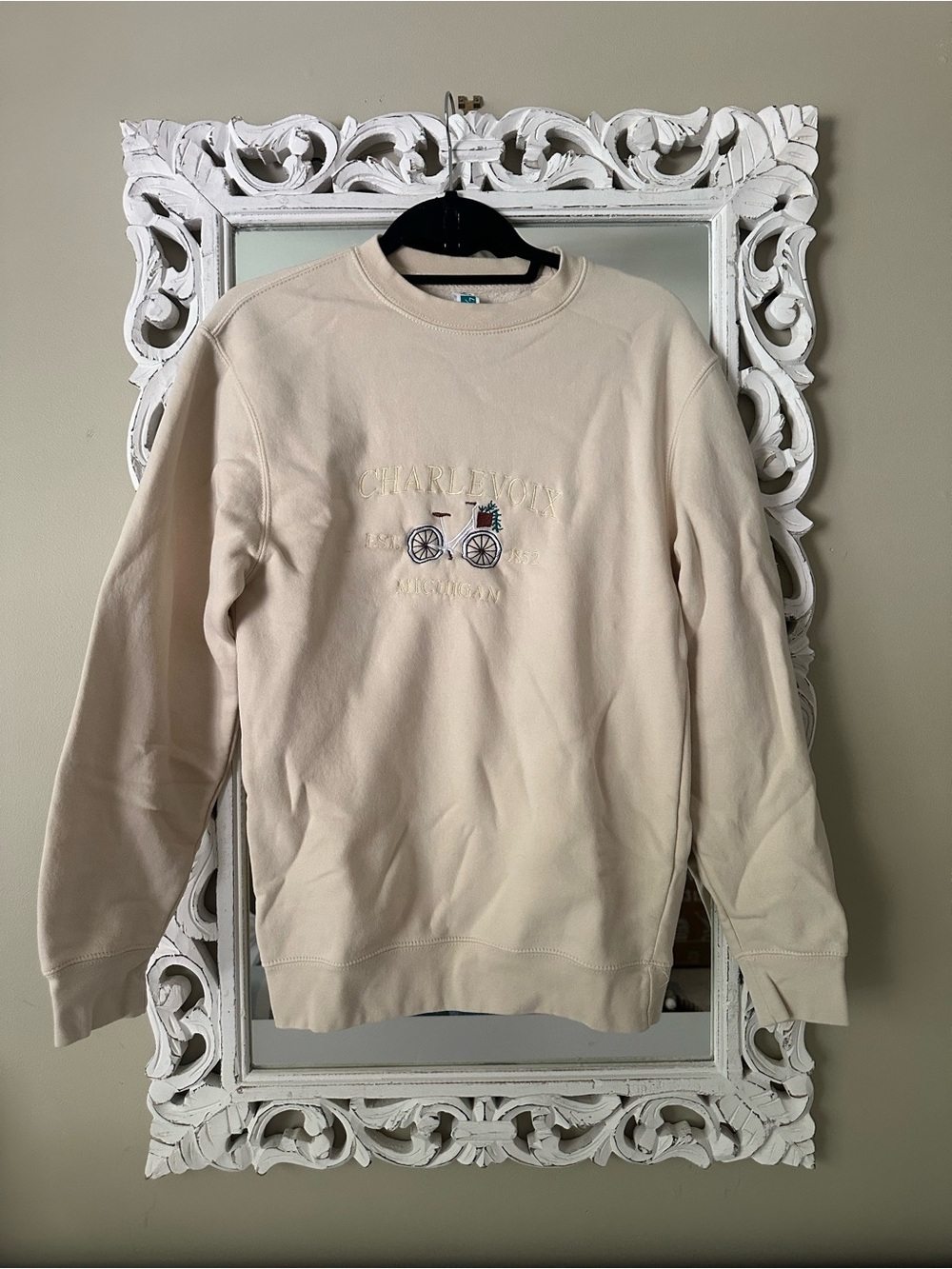 Cream “Charlevoix” Embroidered Crewneck Sweatshirt